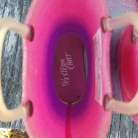 Western Chief Glitter Rainboots - Picture 6 of 10